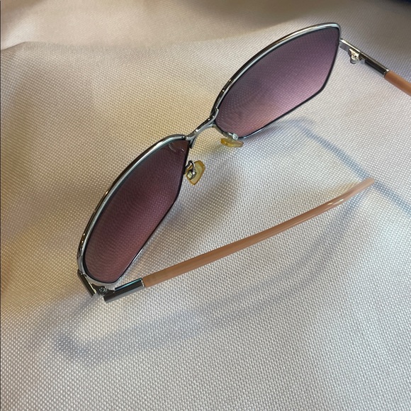 Steve Madden Purple Tinted Sunglasses - Picture 6 of 7